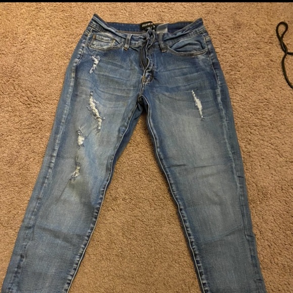 Fashion Nova Denim - Fashionnova mid rise jeans